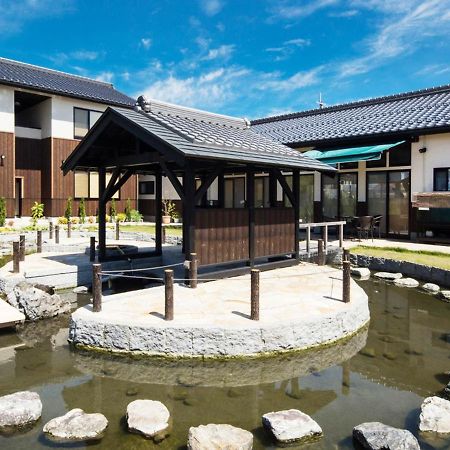 Racine Home Harie Takashima Екстер'єр фото